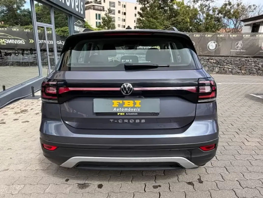 Caterham VOLKSWAGEN 2022 - 19900 EUR, 65300 km - AUTO.MOTO.pt - 65300km - foto 7 de 11