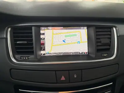 Peugeot 508 SW 2017 - 10990 EUR, 112000 km - AUTO.MOTO.pt - 112000km - foto 11 de 20