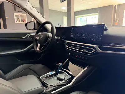 BMW i4 2022 - 36500 EUR, 76874 km - AUTO.MOTO.pt - 76874km - foto 10 de 18