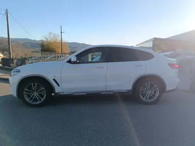 BMW X4 2018 - 49000 EUR, 90000 km - AUTO.MOTO.pt - 90000km - foto 7 de 52