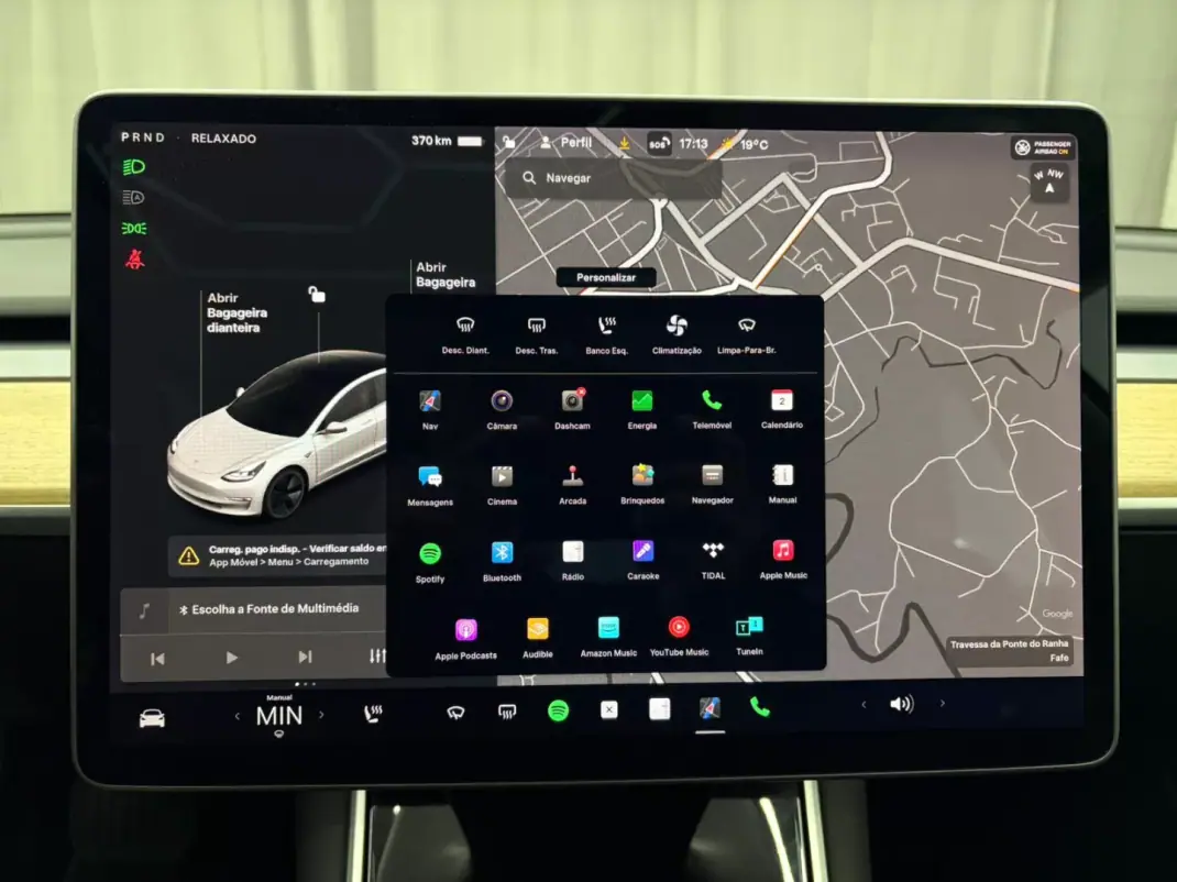 Tesla Model 3 2020 - 19500 EUR, 175000 km - AUTO.MOTO.pt - 175000km - foto 11 de 19