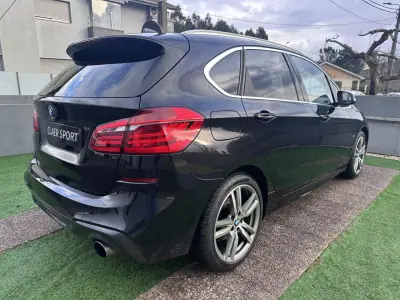 BMW 216 Active Tourer 2015 - 14900 EUR, 210000 km - AUTO.MOTO.pt - 210000km - foto 9 de 52