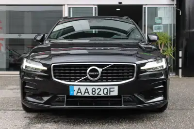 Volvo V60 2020 - 26400 EUR, 128429 km - AUTO.MOTO.pt - 128429km - foto 24 de 25