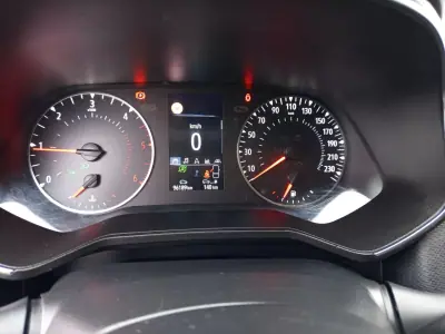 Renault Clio 2021 - 15990 EUR, 96189 km - AUTO.MOTO.pt - 96189km - foto 13 de 13