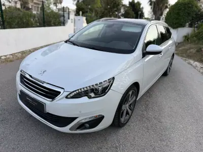 Peugeot 308 SW 2016 - 11699 EUR, 100000 km - AUTO.MOTO.pt - 100000km - foto 5 de 18