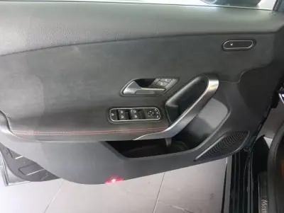 Mercedes-Benz A 200 2020 - 23500 EUR, 99000 km - AUTO.MOTO.pt - 99000km - foto 18 de 24