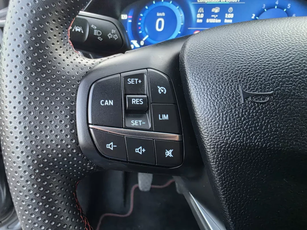 Ford Puma 2023 - 18990 EUR, 102000 km - AUTO.MOTO.pt - 102000km - foto 20 de 43