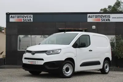 Toyota Proace City 1.5D L1 Active 2020 - 12990 EUR, 180000 km - AUTO.MOTO.pt - 180000km - foto 3 de 19