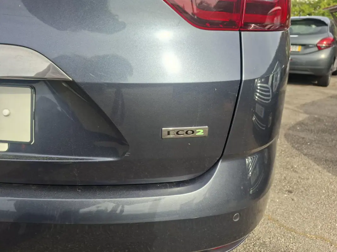 Renault Mégane Sport Tourer 2017 - 11530 EUR, 167840 km - AUTO.MOTO.pt - 167840km - foto 29 de 31