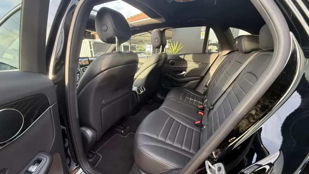 Mercedes-Benz GLC 300 2022 - 36990 EUR, 139000 km - 139000km - foto 29 de 41