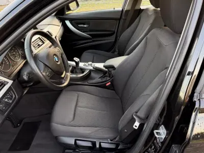 BMW 318 2013 - 15900 EUR, 177000 km - AUTO.MOTO.pt - 177000km - foto 5 de 17