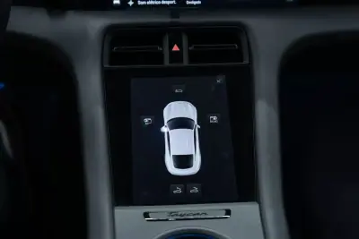 Porsche Taycan 2024 - 84950 EUR, 8000 km - AUTO.MOTO.pt - 8000km - foto 55 de 58