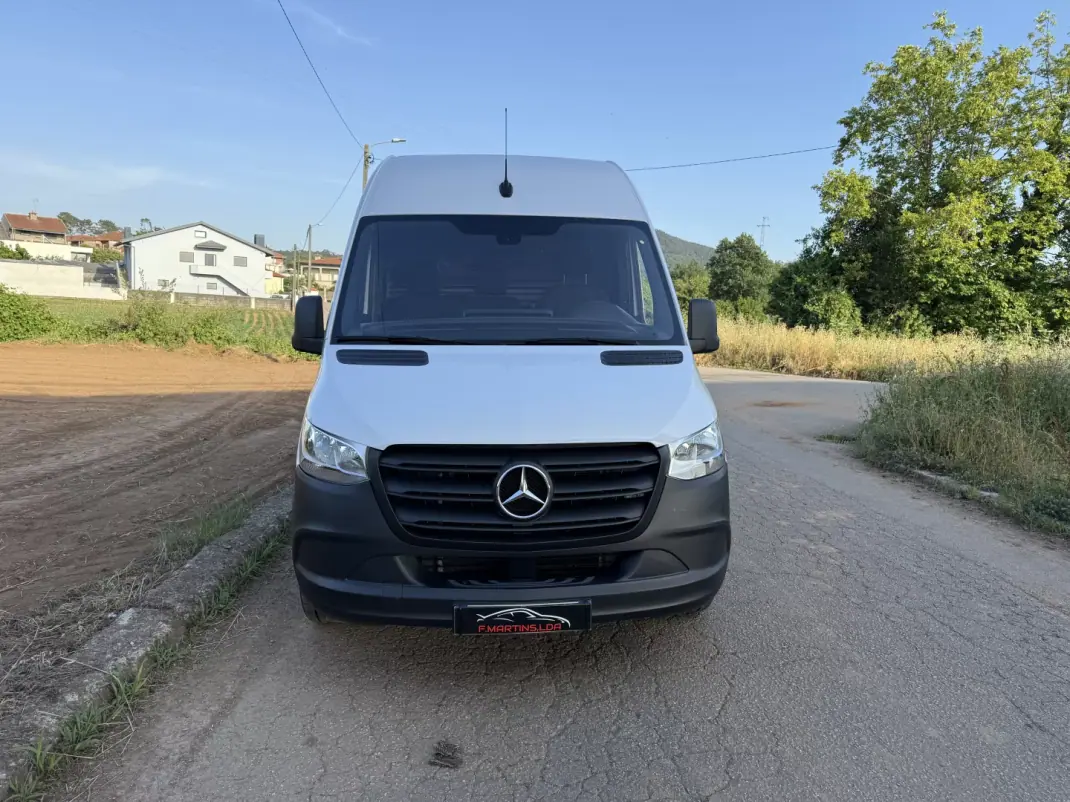 Mercedes-Benz 2022 - 24379 EUR, 109000 km - AUTO.MOTO.pt - 109000km - foto 5 de 25