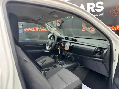 Toyota Hilux 2020 - 26900 EUR, 131655 km - AUTO.MOTO.pt - 131655km - foto 14 de 14