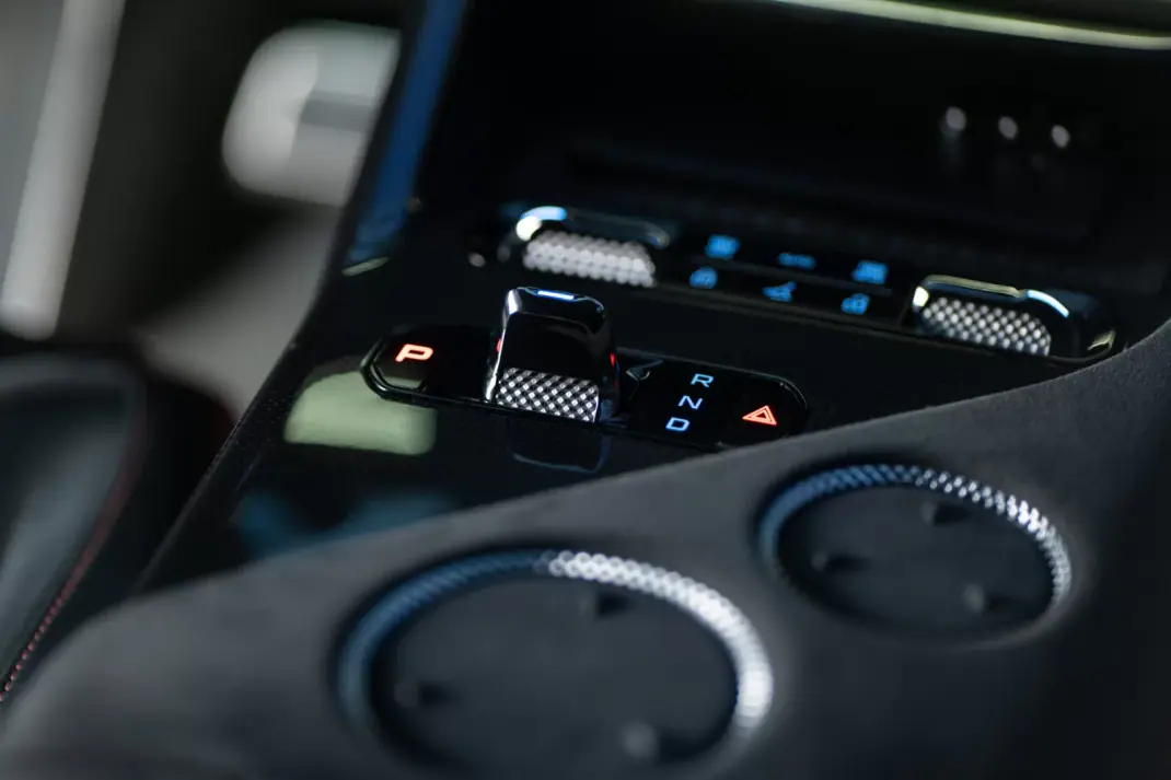 Lotus Eletre 2023 - 110000 EUR, 34626 km - AUTO.MOTO.pt - 34626km - foto 17 de 32