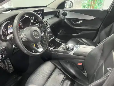 Mercedes-Benz C 300 2017 - 22999 EUR, 102000 km - AUTO.MOTO.pt - 102000km - foto 12 de 31