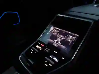 Porsche Panamera 2018 - 59000 EUR, 108000 km - 108000km - foto 5 de 10