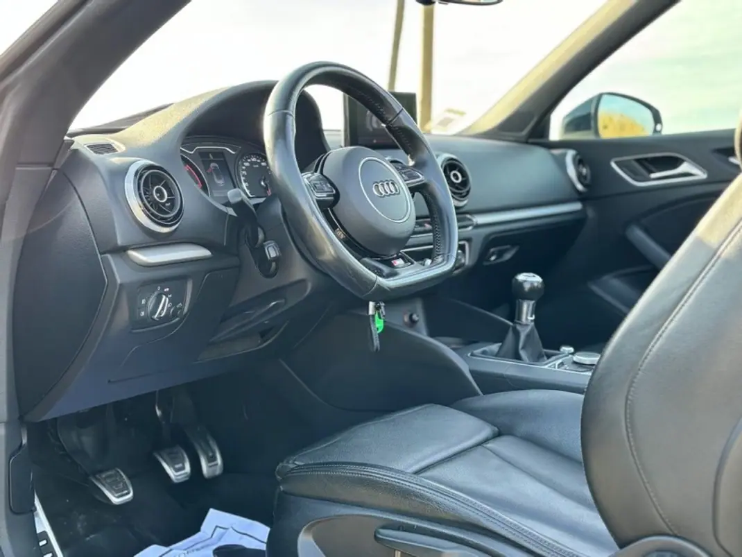 Audi A3 Cabrio 2015 - 25500 EUR, 115000 km - AUTO.MOTO.pt - 115000km - foto 16 de 33