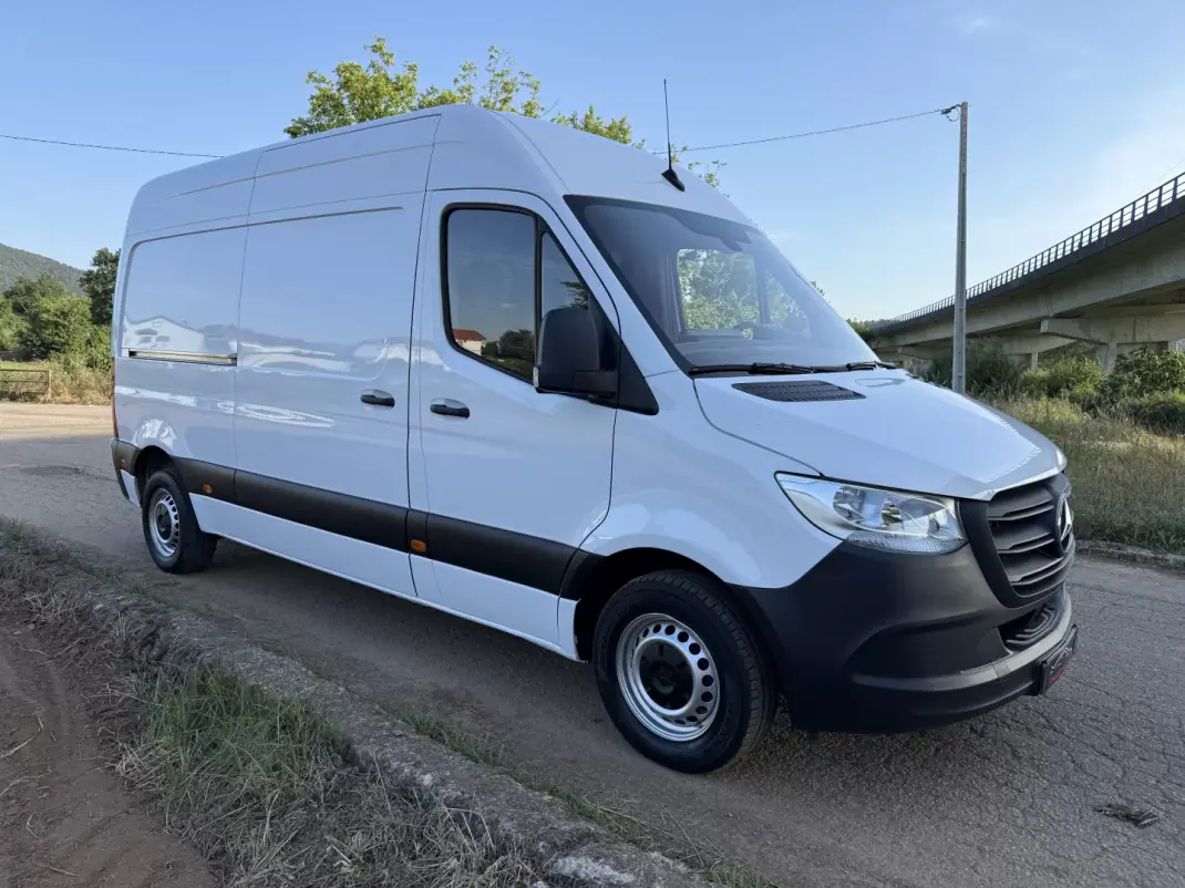 Mercedes-Benz 2022 - 24379 EUR, 109000 km - AUTO.MOTO.pt - 109000km - foto 4 de 25