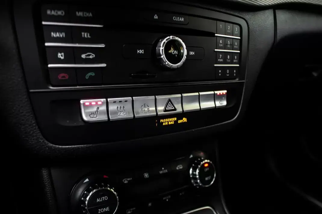 Mercedes-Benz B 250 2017 - 13990 EUR, 85144 km - AUTO.MOTO.pt - 85144km - foto 22 de 44