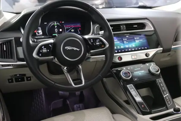 Jaguar I-Pace 2022 - 37900 EUR, 71093 km - AUTO.MOTO.pt - 71093km - foto 9 de 31