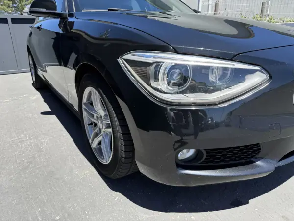 BMW 116 2012 - 10500 EUR, 220000 km - AUTO.MOTO.pt - 220000km - foto 5 de 19