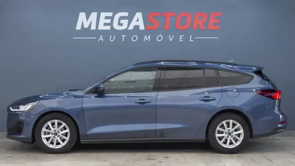 Ford Focus SW 2022 - 15850 EUR, 103000 km - AUTO.MOTO.pt - 103000km - foto 4 de 35