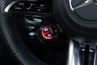 Mercedes-Benz SL 43 AMG 2022 - 109950 EUR, 30000 km - AUTO.MOTO.pt - 30000km - foto 28 de 51