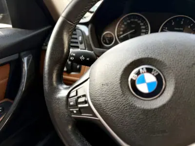BMW 320 2014 - 14950 EUR, 244000 km - 244000km - foto 19 de 27