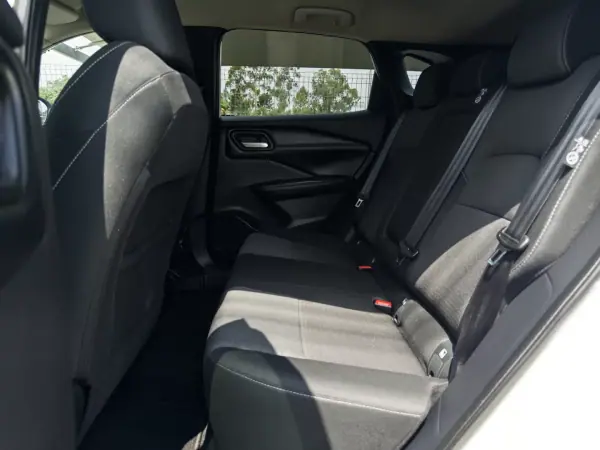 Nissan Qashqai 2022 - 22990 EUR, 114000 km - AUTO.MOTO.pt - 114000km - foto 42 de 50