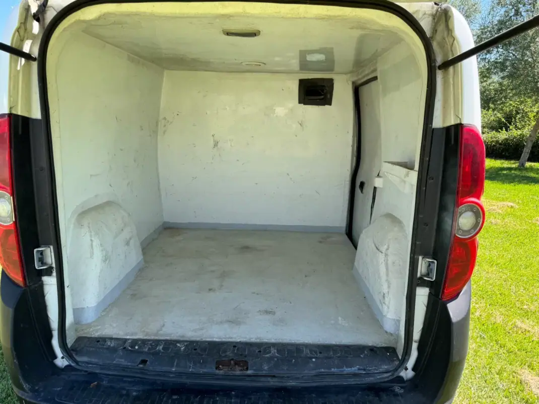 Fiat Doblo 2010 - 4750 EUR, 298000 km - 298000km - foto 5 de 7