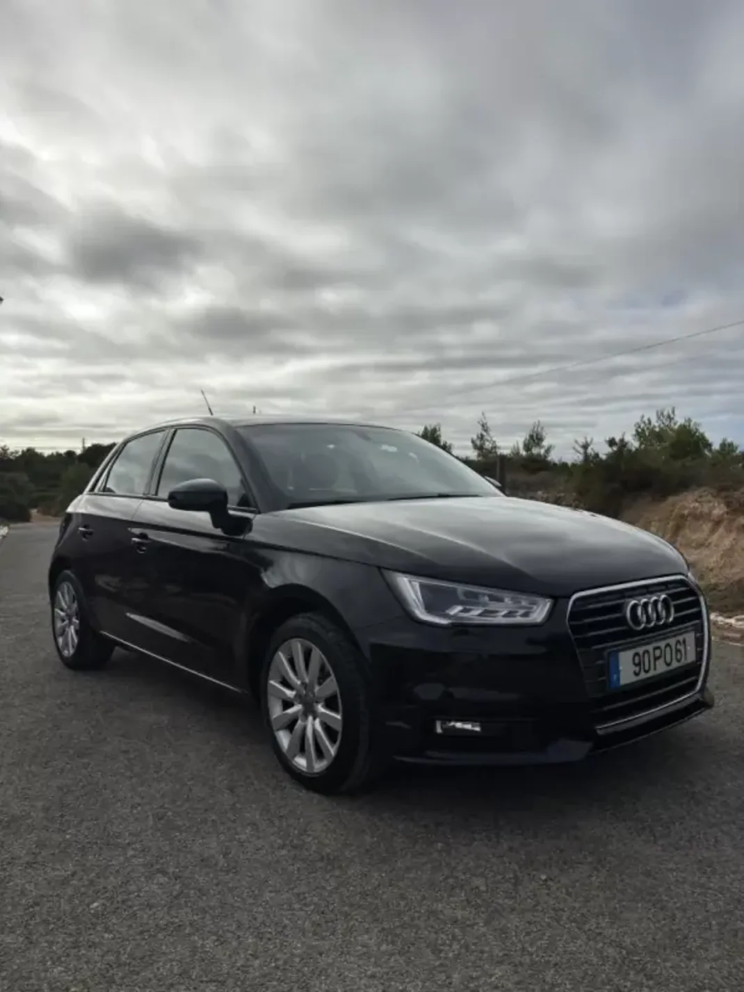 Audi A1 Sportback 2015 - 13950 EUR, 127500 km - AUTO.MOTO.pt - 127500km - foto 2 de 12