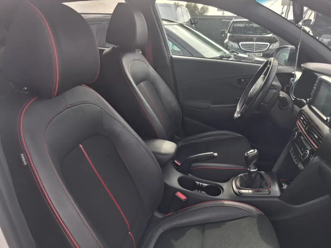 Hyundai Kauai 2019 - 14990 EUR, 74000 km - 74000km - foto 12 de 14