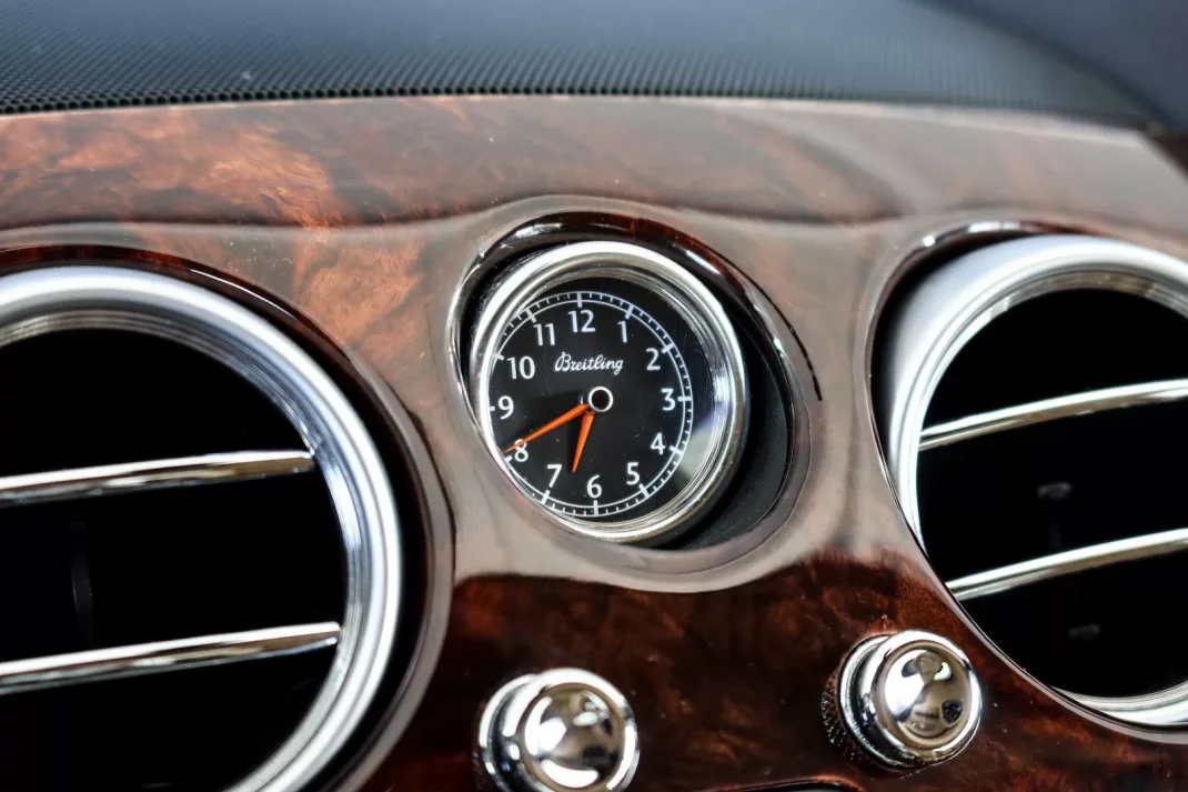 Bentley Continental 2004 - 57500 EUR, 115917 km - AUTO.MOTO.pt - 115917km - foto 16 de 17
