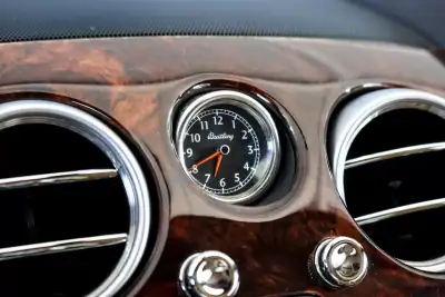 Bentley Continental 2004 - 57500 EUR, 115917 km - AUTO.MOTO.pt - 115917km - foto 16 de 17