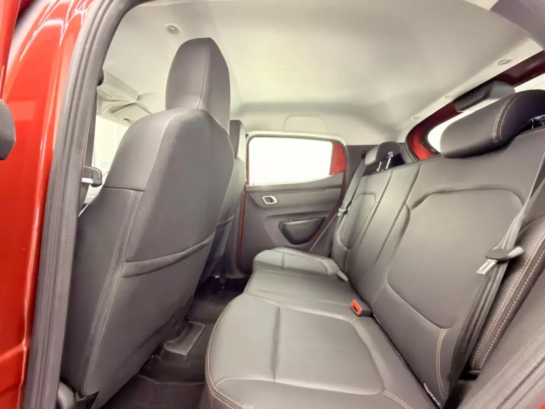 Dacia Spring 2023 - 12250 EUR, 21000 km - 21000km - foto 9 de 19