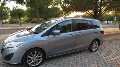 Mazda 5 2011 - 11600 EUR, 162000 km - 162000km - foto 4 de 21