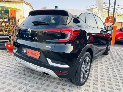 Renault Captur 2023 - 19950 EUR, 66838 km - 66838km - foto 7 de 13