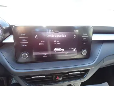 Skoda Fabia 2023 - 13890 EUR, 42937 km - AUTO.MOTO.pt - 42937km - foto 11 de 24