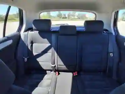 Volkswagen Golf 2010 - 6850 EUR, 319600 km - AUTO.MOTO.pt - 319600km - foto 12 de 20