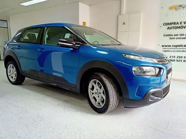 Citroën C4 Cactus 2018 - 13250 EUR, 122980 km - AUTO.MOTO.pt - 122980km - foto 3 de 21