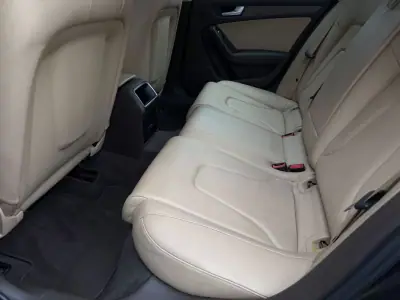 Audi A4 2014 - 14790 EUR, 249731 km - 249731km - foto 14 de 14