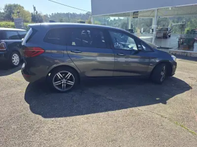 BMW 216 Gran Tourer 2018 - 17350 EUR, 130769 km - AUTO.MOTO.pt - 130769km - foto 25 de 26