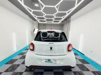 Smart ForFour 2015 - 8250 EUR, 144000 km - AUTO.MOTO.pt - 144000km - foto 7 de 21