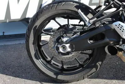 Yamaha MT 07 2015 - 5900 EUR, 22000 km - AUTO.MOTO.pt - 22000km - foto 8 de 24