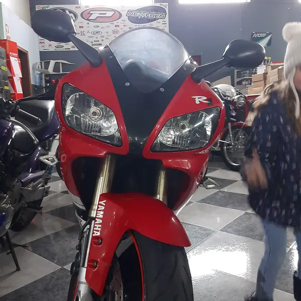 Yamaha YZF R1 2000