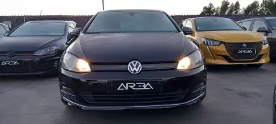 Volkswagen Golf 2015 - 16900 EUR, 156930 km - AUTO.MOTO.pt - 156930km - foto 7 de 17
