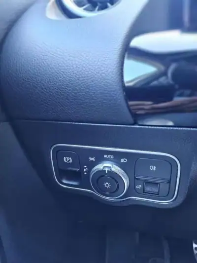 Mercedes-Benz B 180 2023 - 39980 EUR, 65000 km - AUTO.MOTO.pt - 65000km - foto 23 de 36