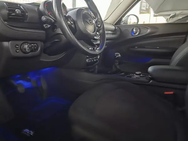 MINI Clubman 2018 - 15990 EUR, 184000 km - AUTO.MOTO.pt - 184000km - foto 40 de 42
