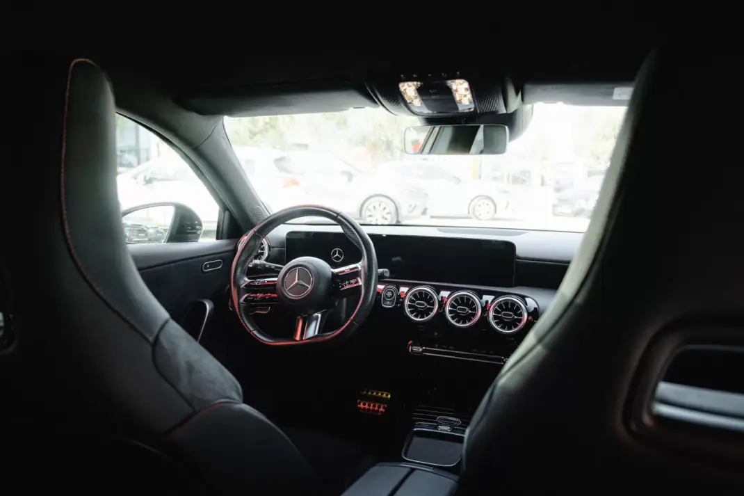 Mercedes-Benz A 200 2023 - 32400 EUR, 51000 km - AUTO.MOTO.pt - 51000km - foto 13 de 32